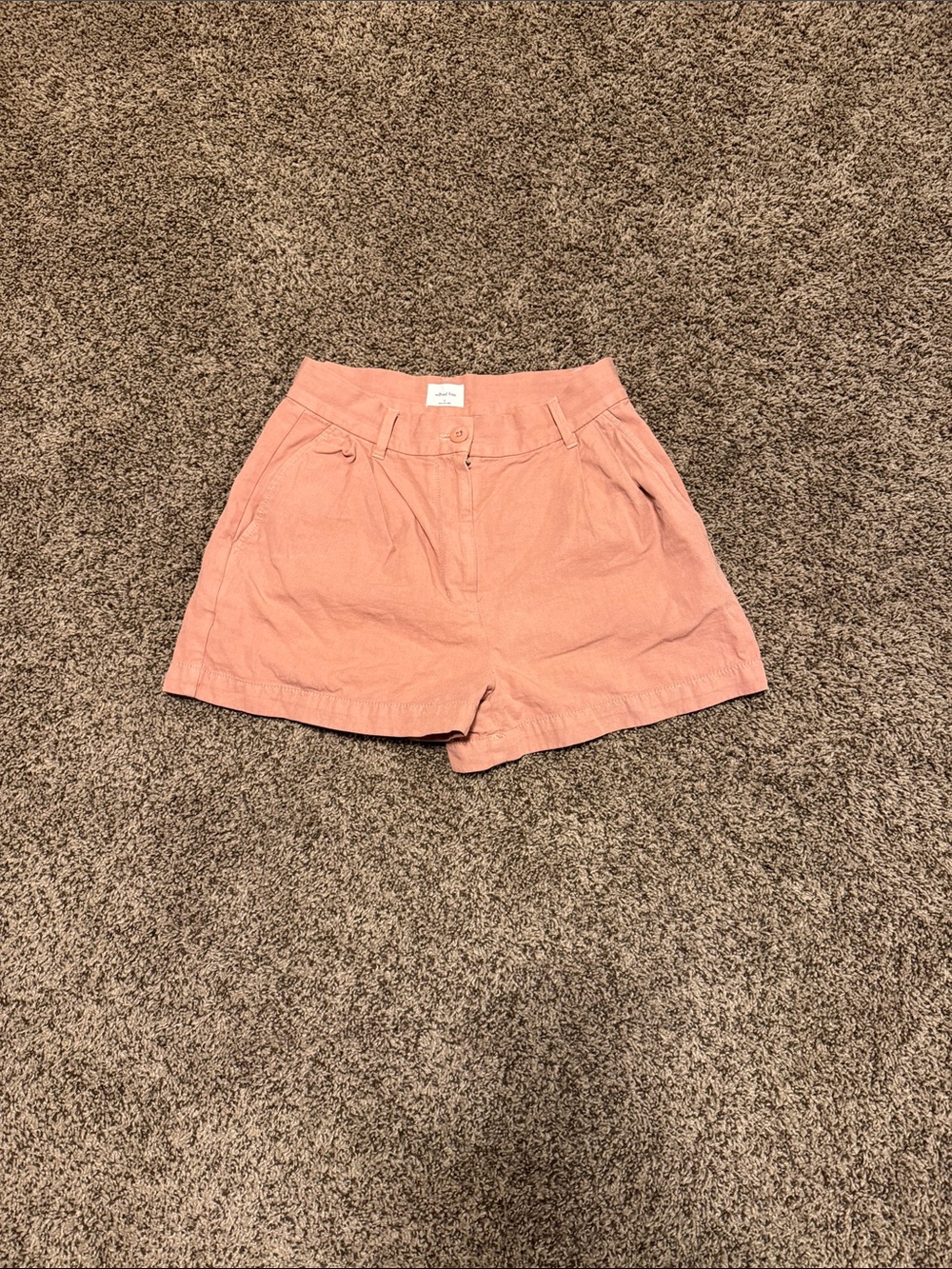 Wilfred High-Waist Pink Pleated Linen-Blend Shorts